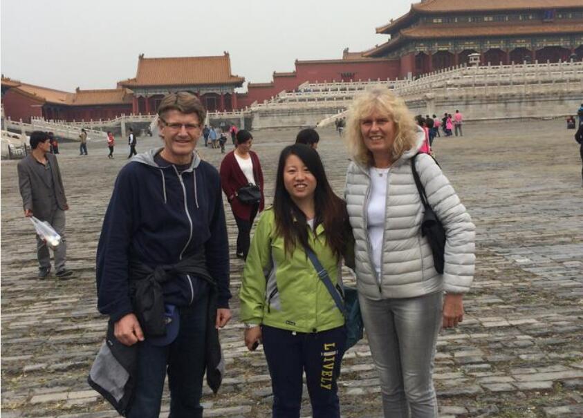 ​Beijing local guide refers to a local tour guide in Beijing(图2)