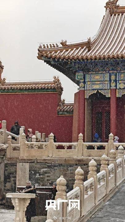 Once snow falls, the Forbidden City transforms into a winter wonderland. (pic4) Once snow falls, the Forbidden City transforms into a winter wonderland. (pic4)